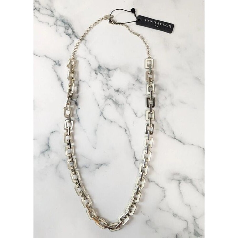 Chain Statement Necklace, White & Silver Tone Ann Taylor New
